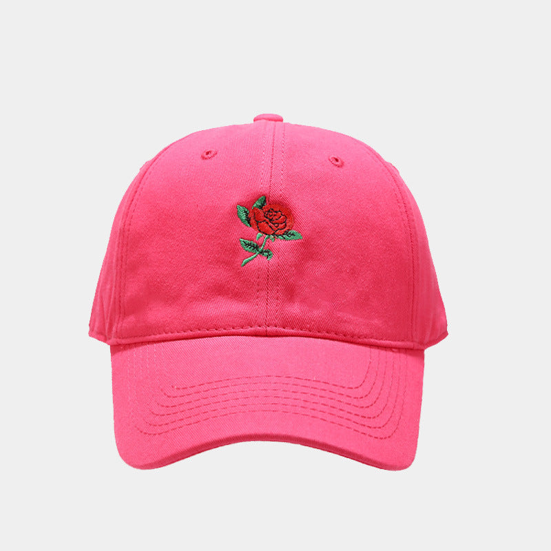 Dammode basebollkeps med rosbroderi och mjuk topp